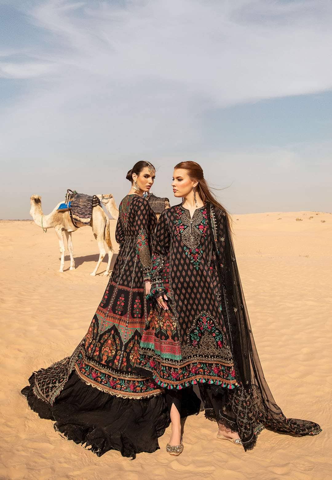 img_maria_b_lawn_24_awwal_boutique