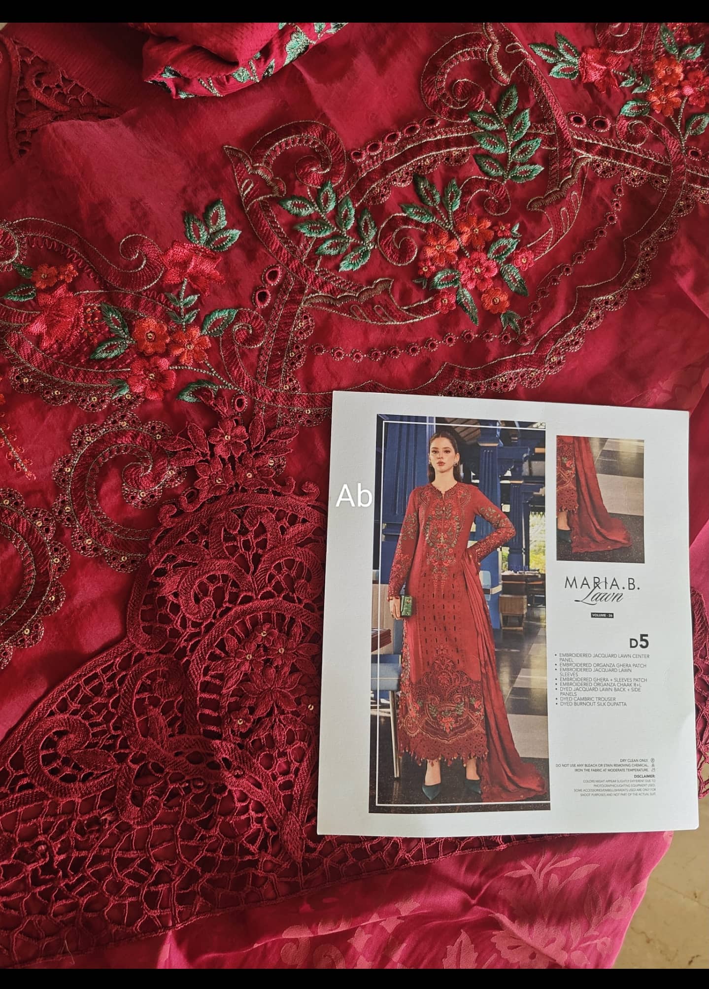 Open Open Pic/Maria B Eid Lawn 26/Vol 2/D-05/Red