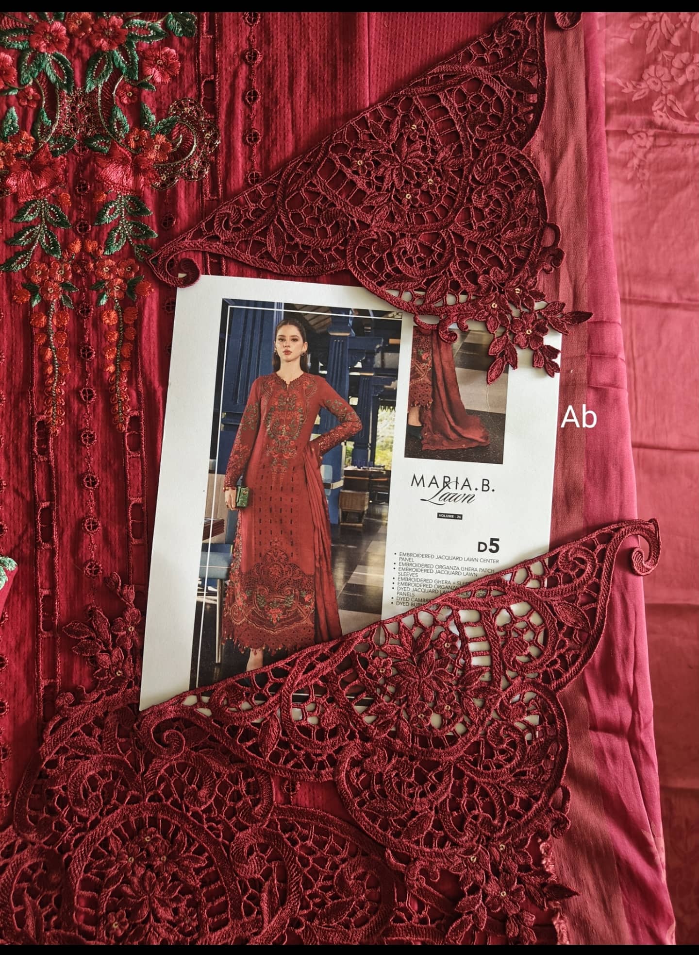Open Open Pic/Maria B Eid Lawn 26/Vol 2/D-05/Red