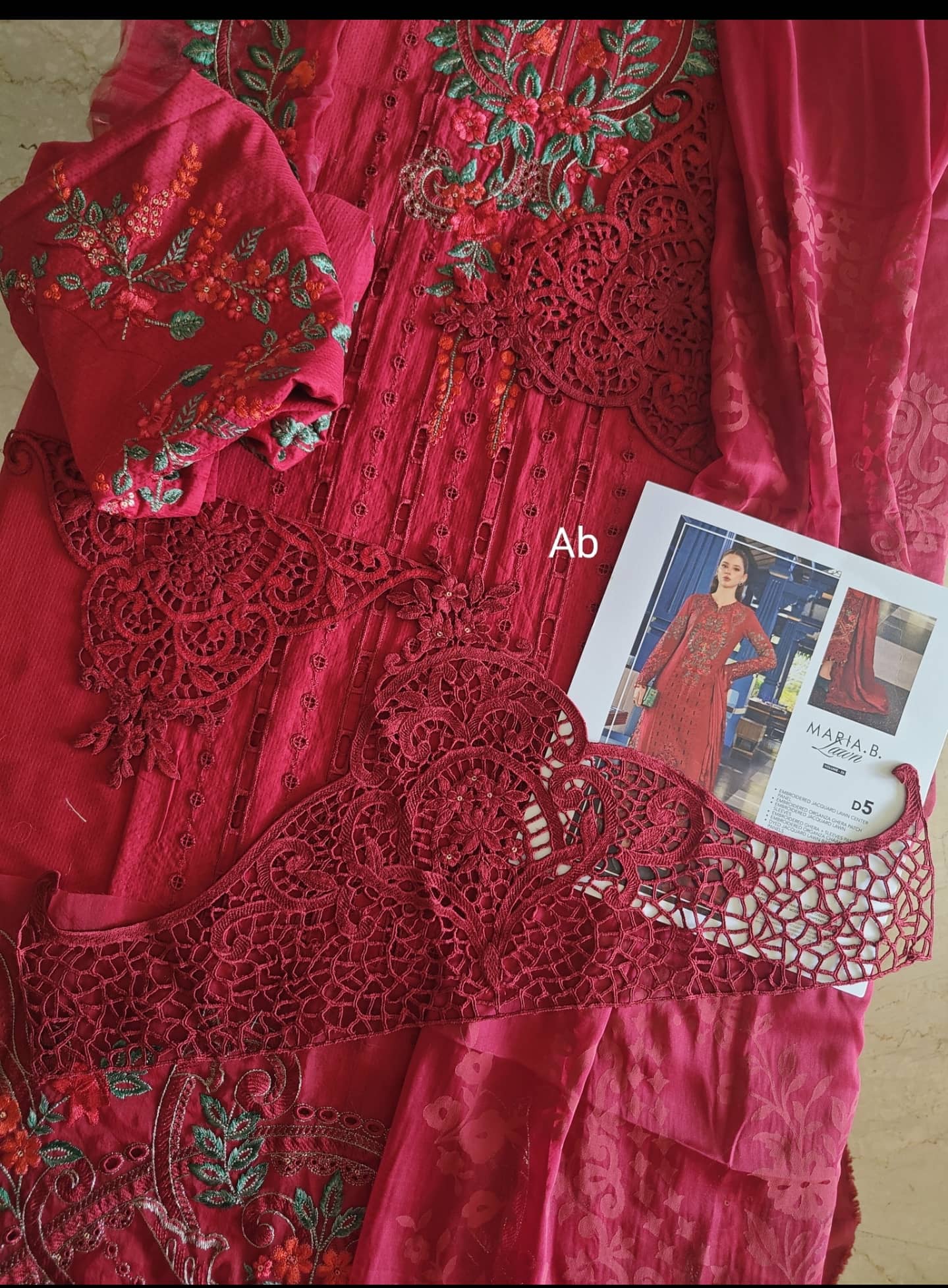 img_maria_b_eid_lawn_awwal_boutique