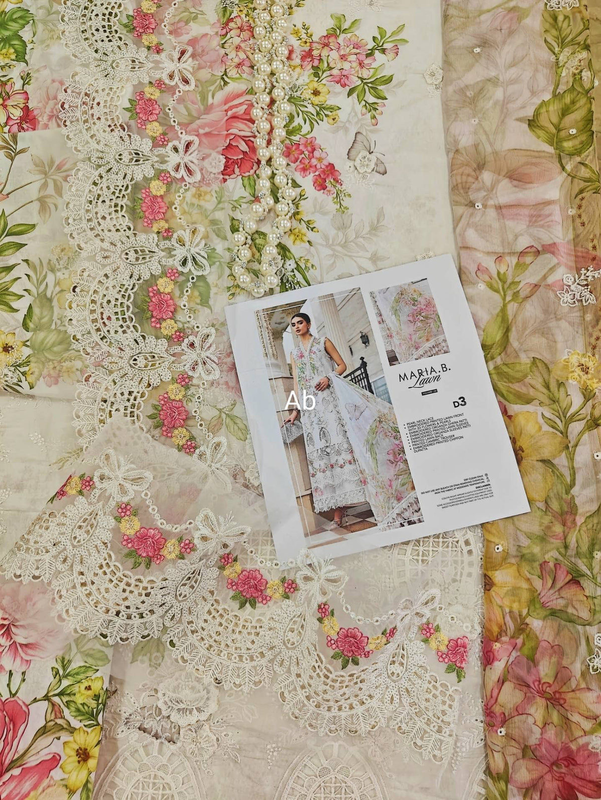 Open Pic/Hot🔥Seller‼️ Maria B Luxury Lawn 26/Vol 2/D-03/Off White