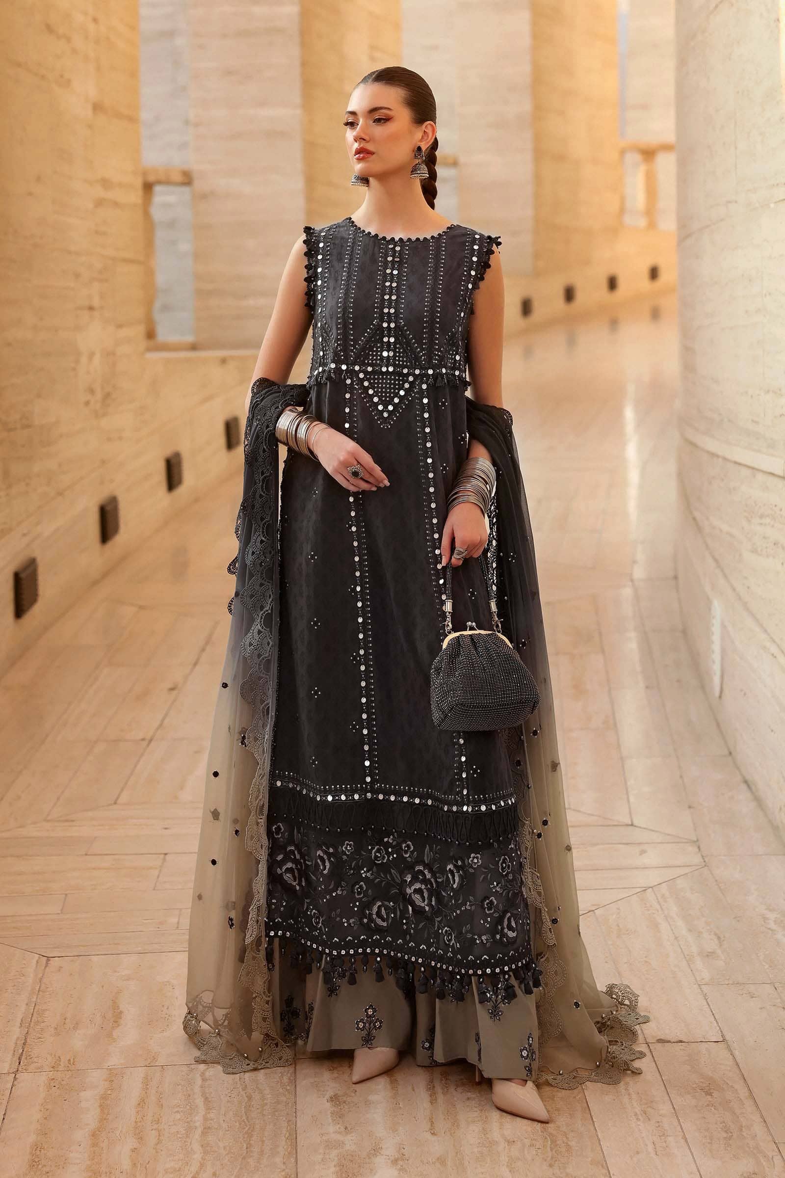 img_maria_b_eid_lawn_26_awwal_boutique