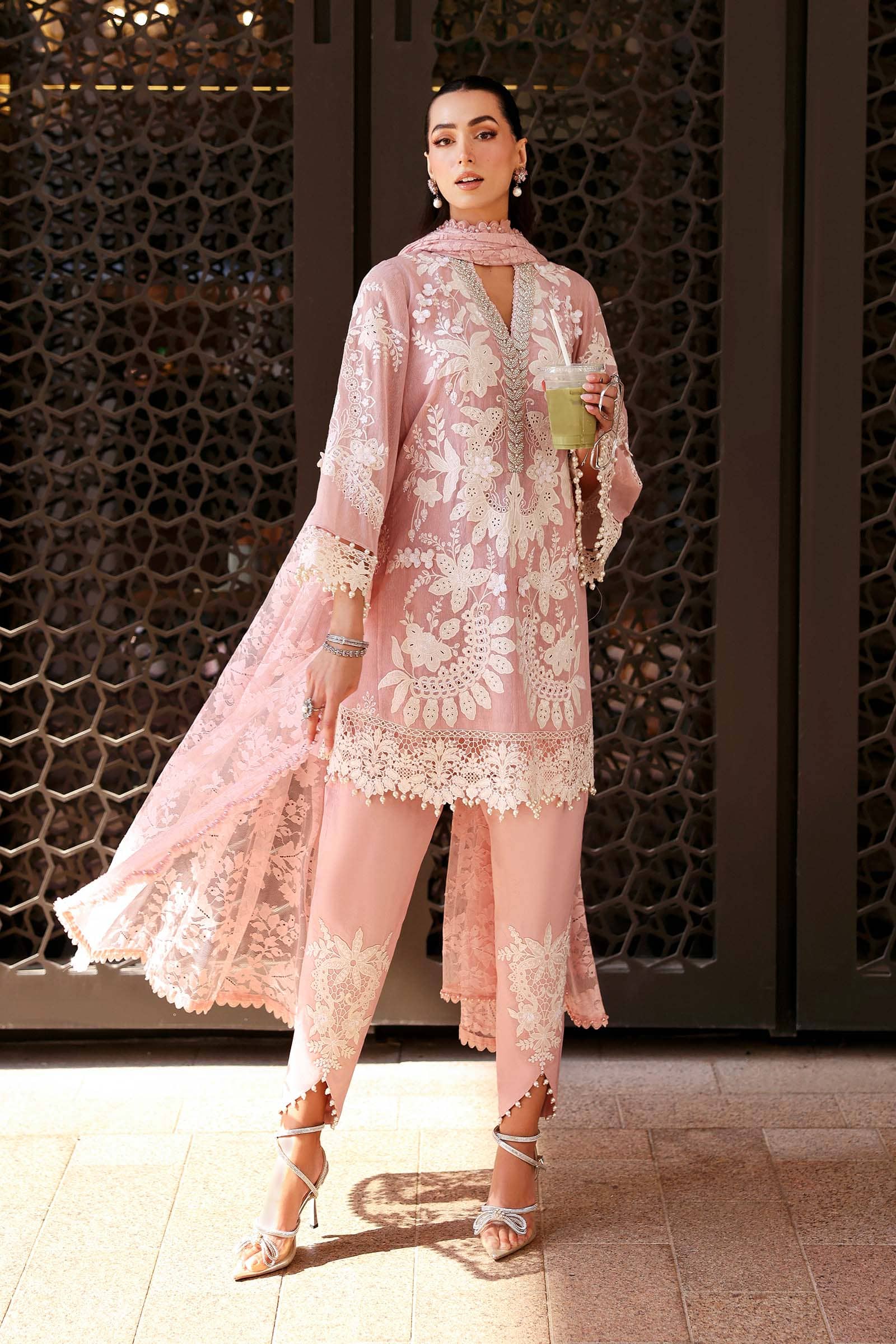 img_maria_b_eid_lawn_26_awwal_boutique