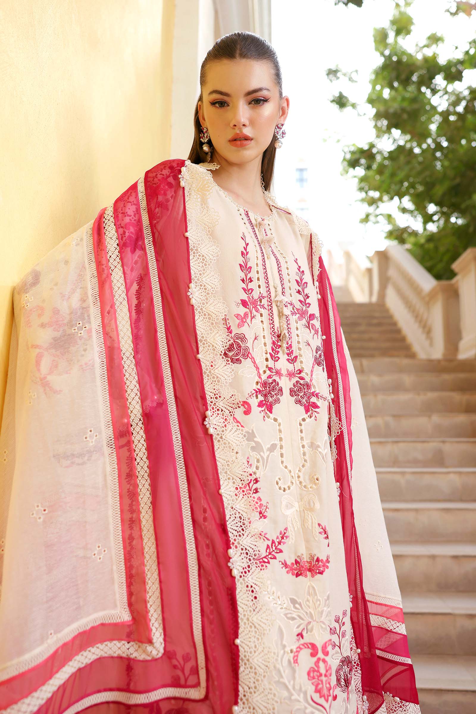 Maria B Lawn 26/9A/Off White & Pink