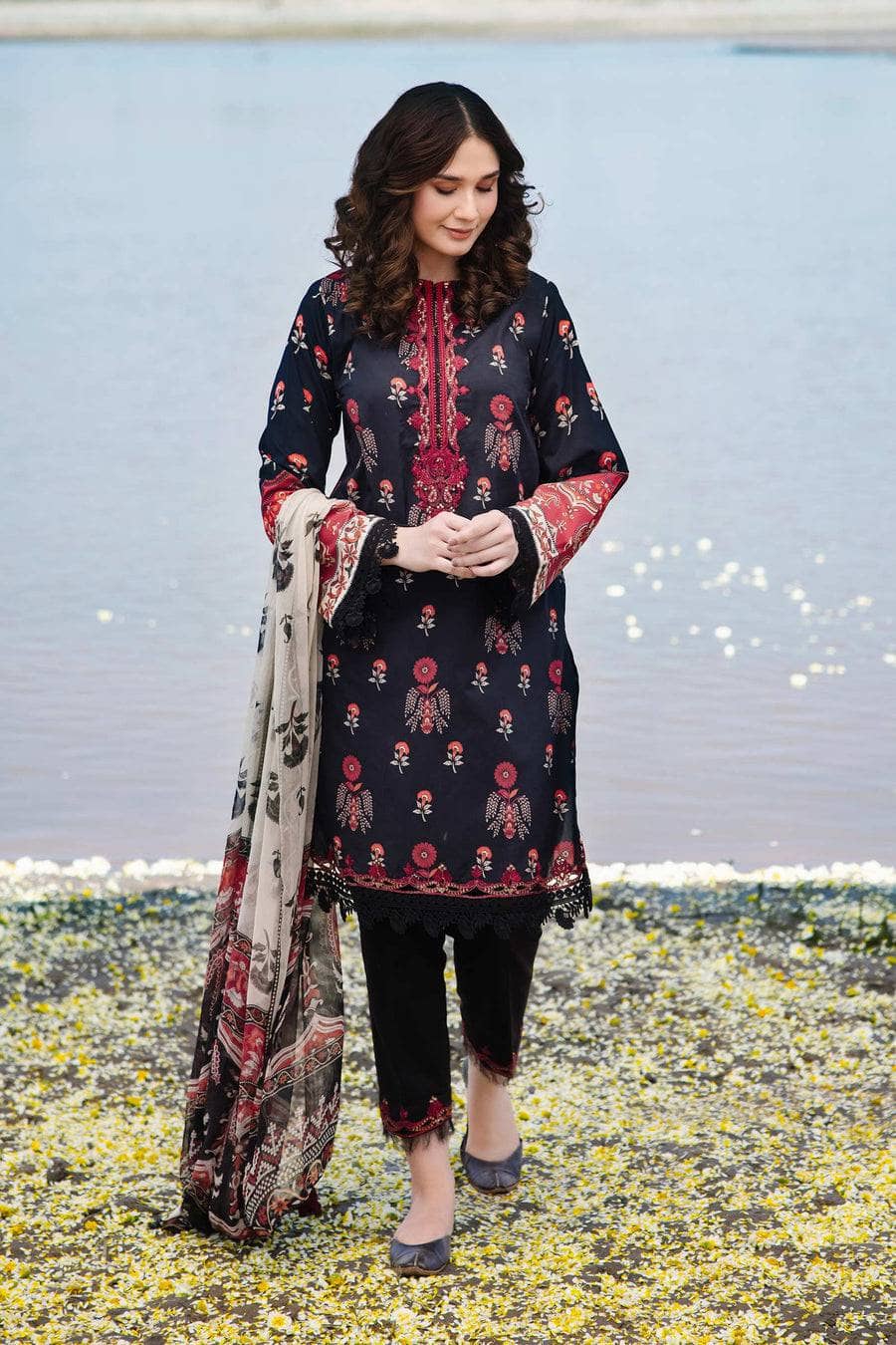img_maria_b_m_basics_vol2_awwal_boutique