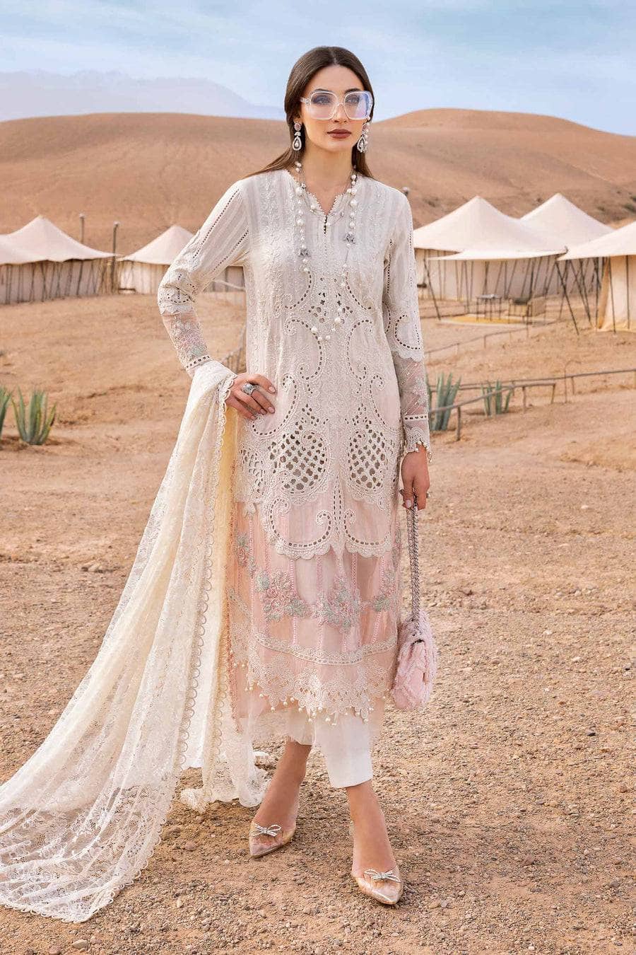 Maria B Lawn Pakistani Suit Restocked/Maria B Luxury Lawn 25/15A/White & Pink