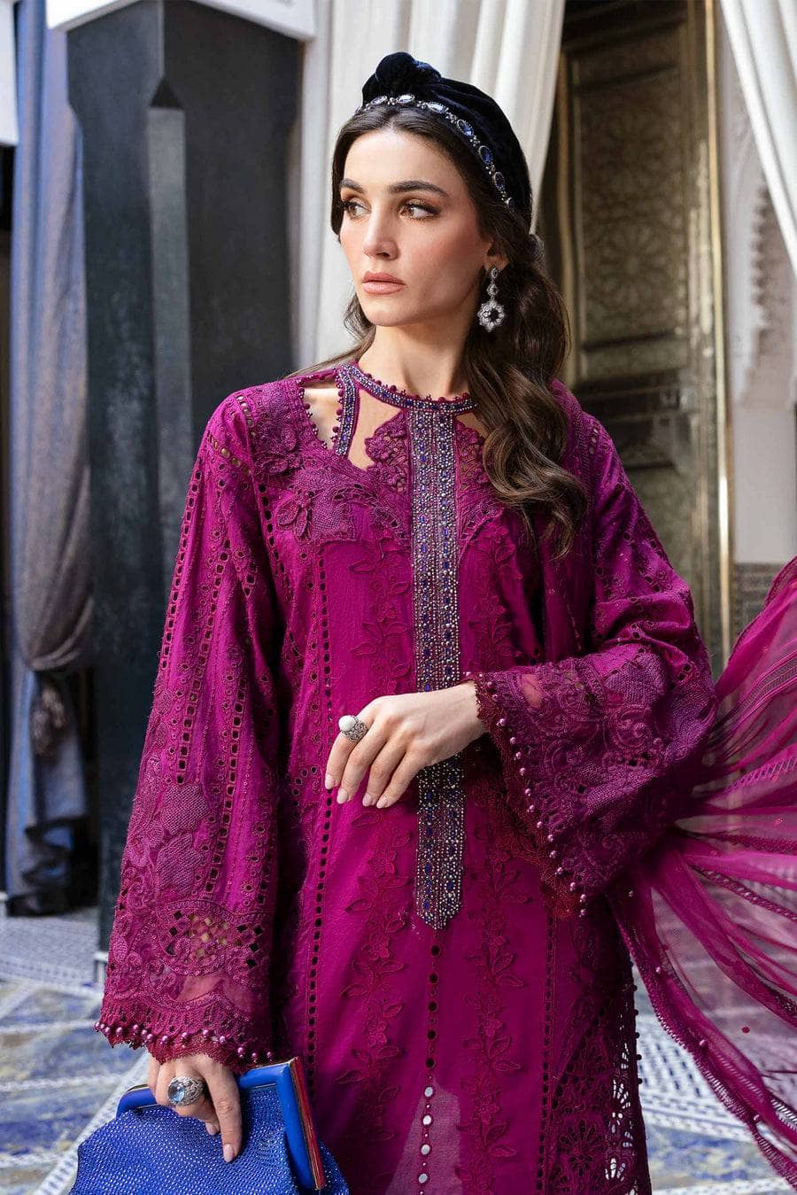 img_maria_b_lawn_awwal_boutique