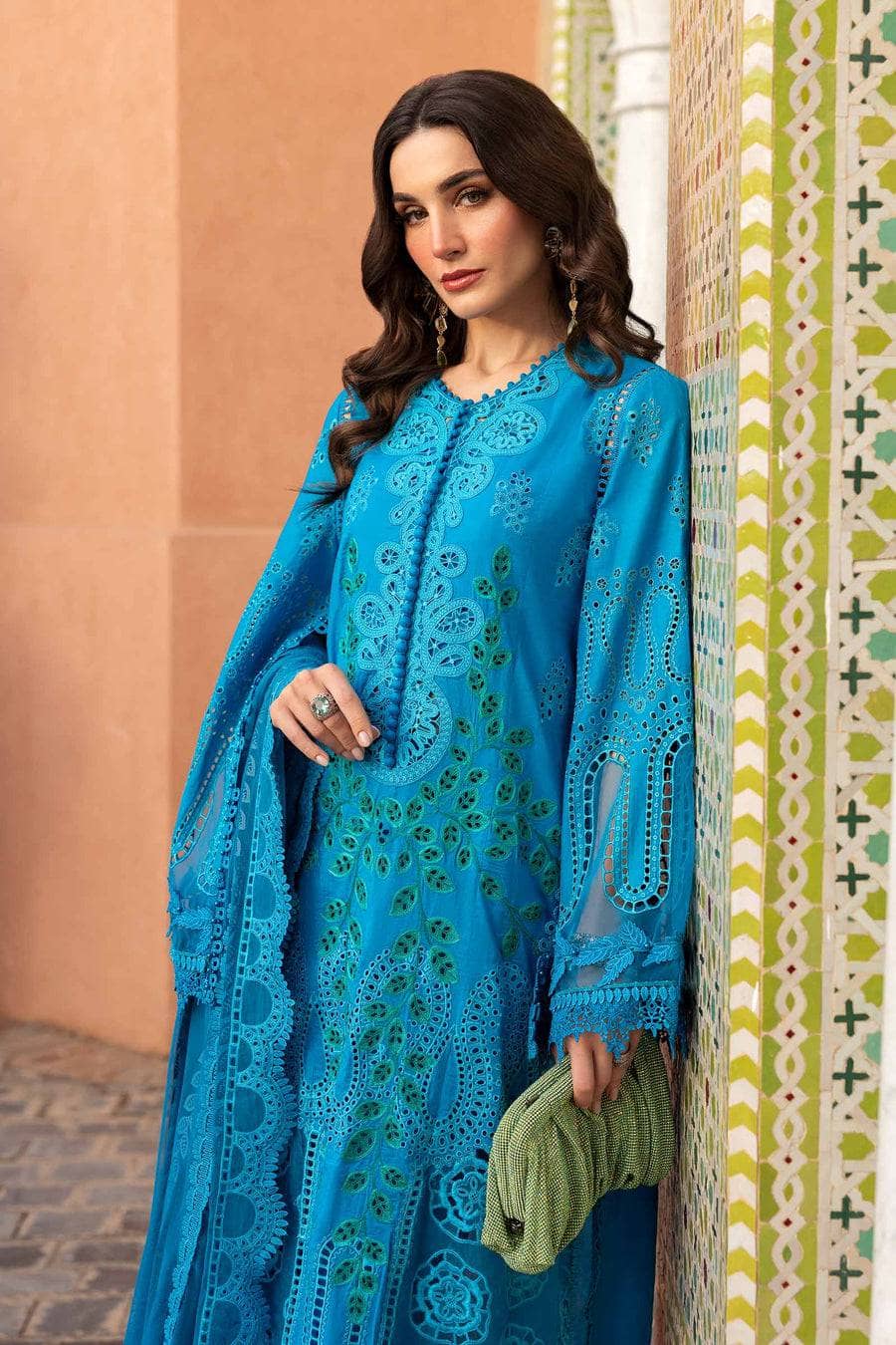 Maria B Lawn Pakistani Suit Restocked/Maria B Luxury Lawn 25/3B/Ferozi