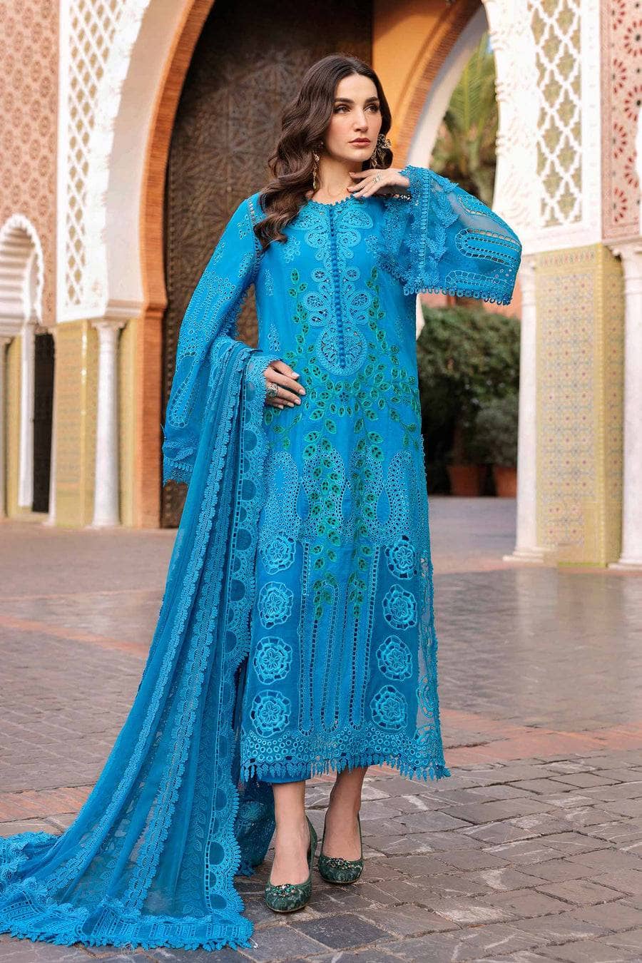 Maria B Lawn Pakistani Suit Restocked/Maria B Luxury Lawn 25/3B/Ferozi