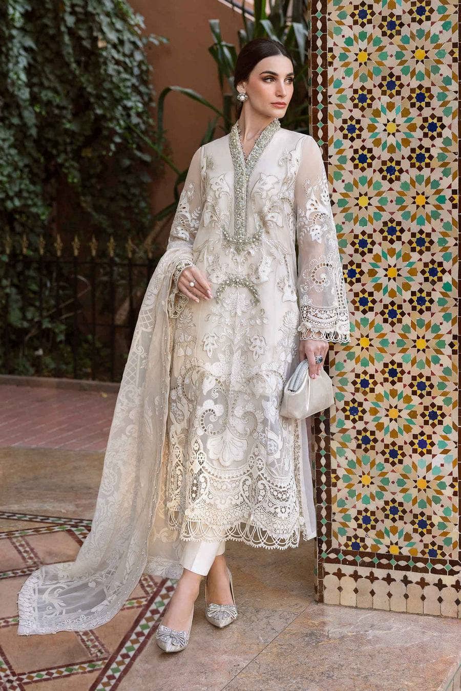 Maria B Lawn Pakistani Suit Restocked/Maria B Luxury Lawn 25/6A/Pearl White
