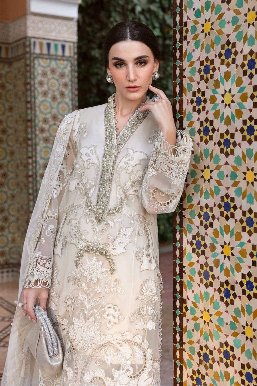 Maria B Lawn Pakistani Suit Restocked/Maria B Luxury Lawn 25/6A/Pearl White