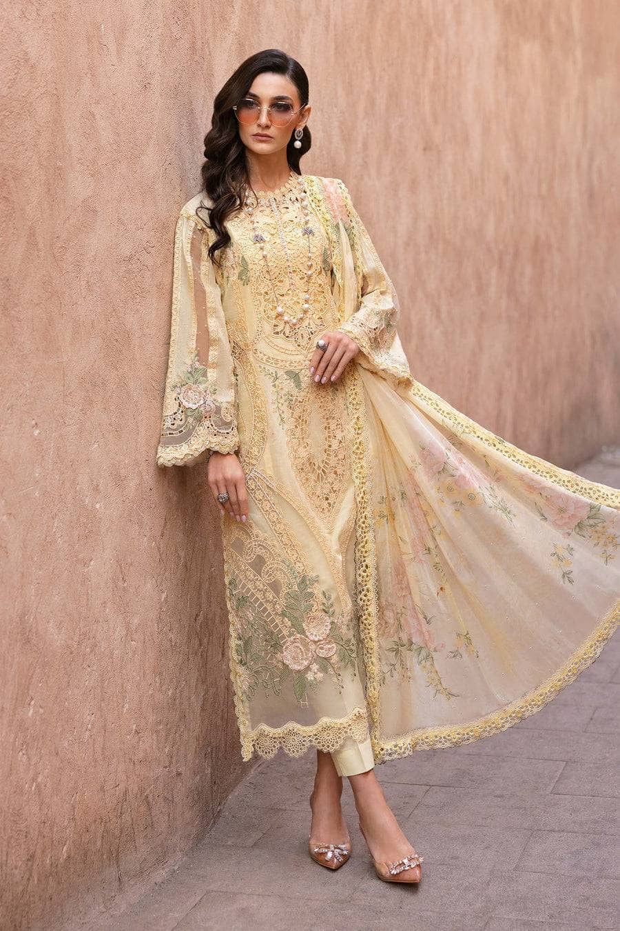 Maria B Lawn Pakistani Suit Restocked/Maria B Luxury Lawn 25/9A/Yellow