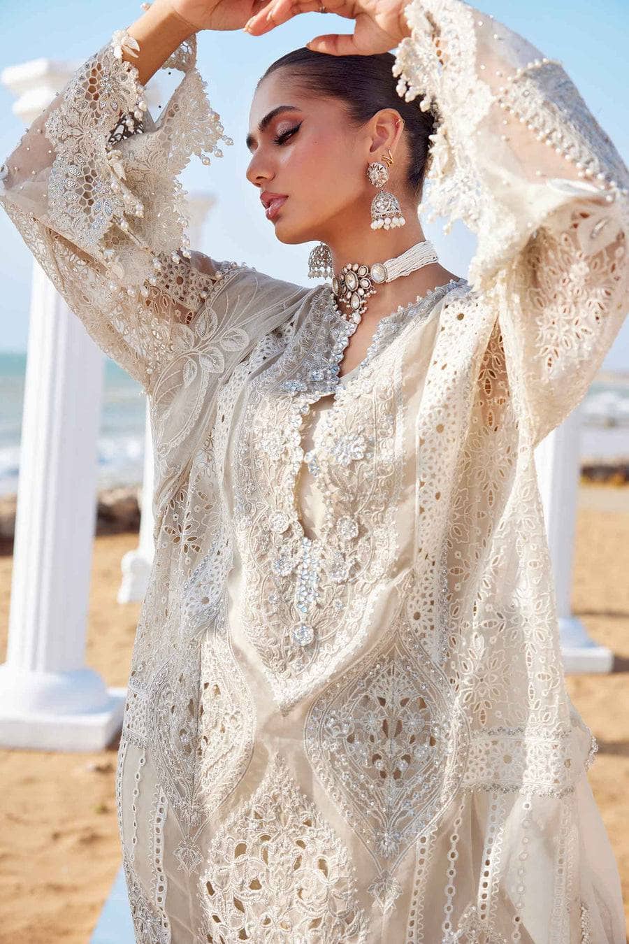 img_maria_b_awwal_boutique