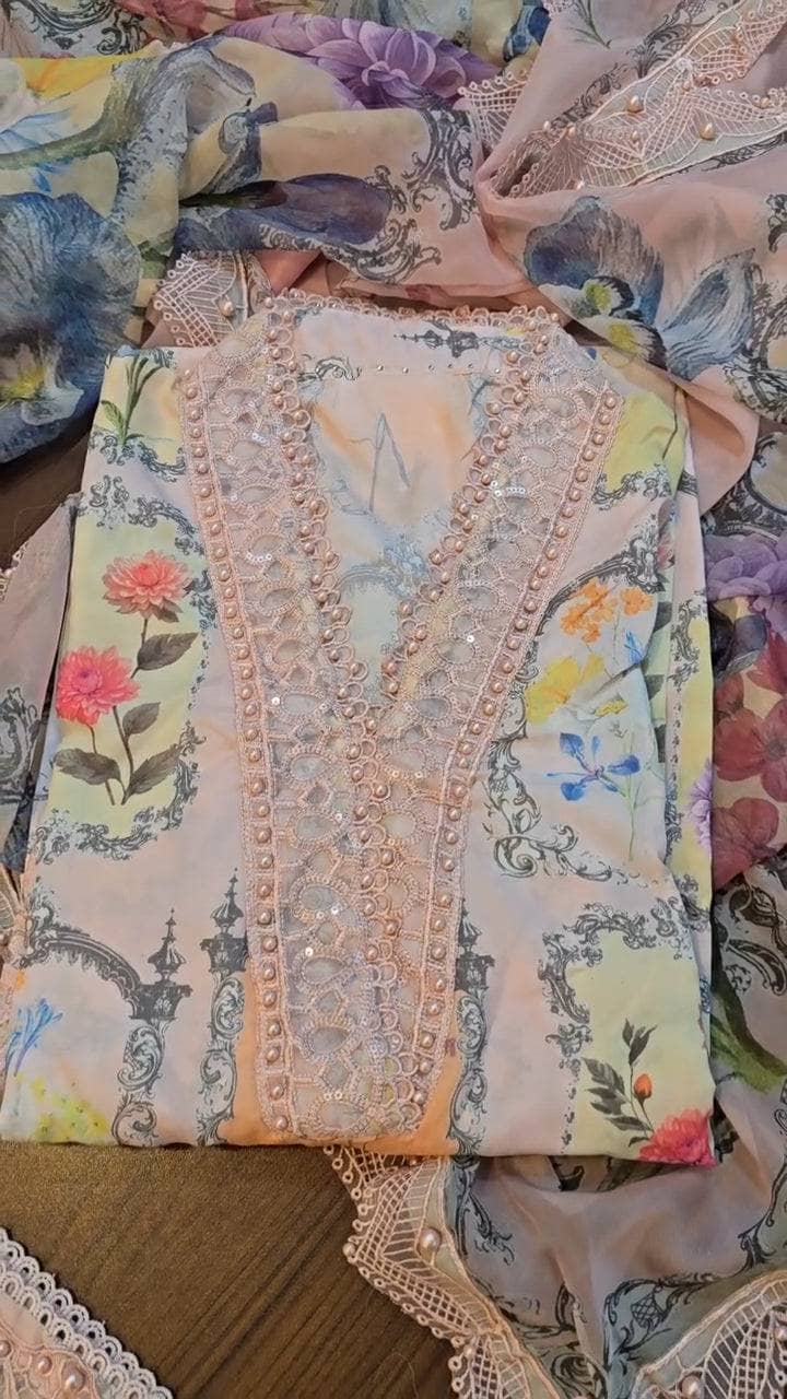 img_maria_b_m_prints_awwal_boutique