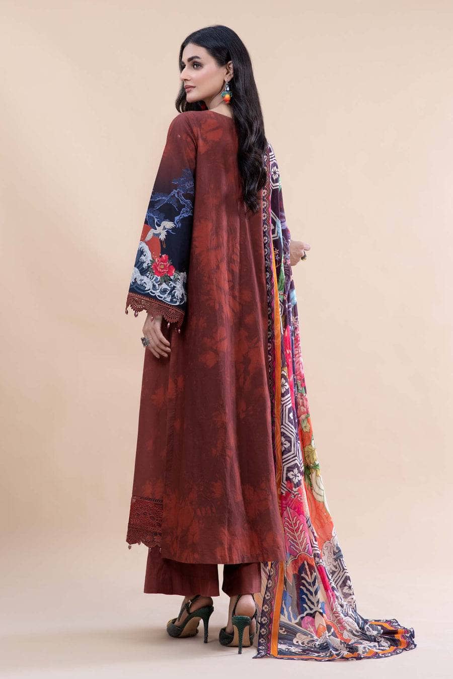 img_maria_b_m_prints_23_fall_winter_23_awwal_boutique