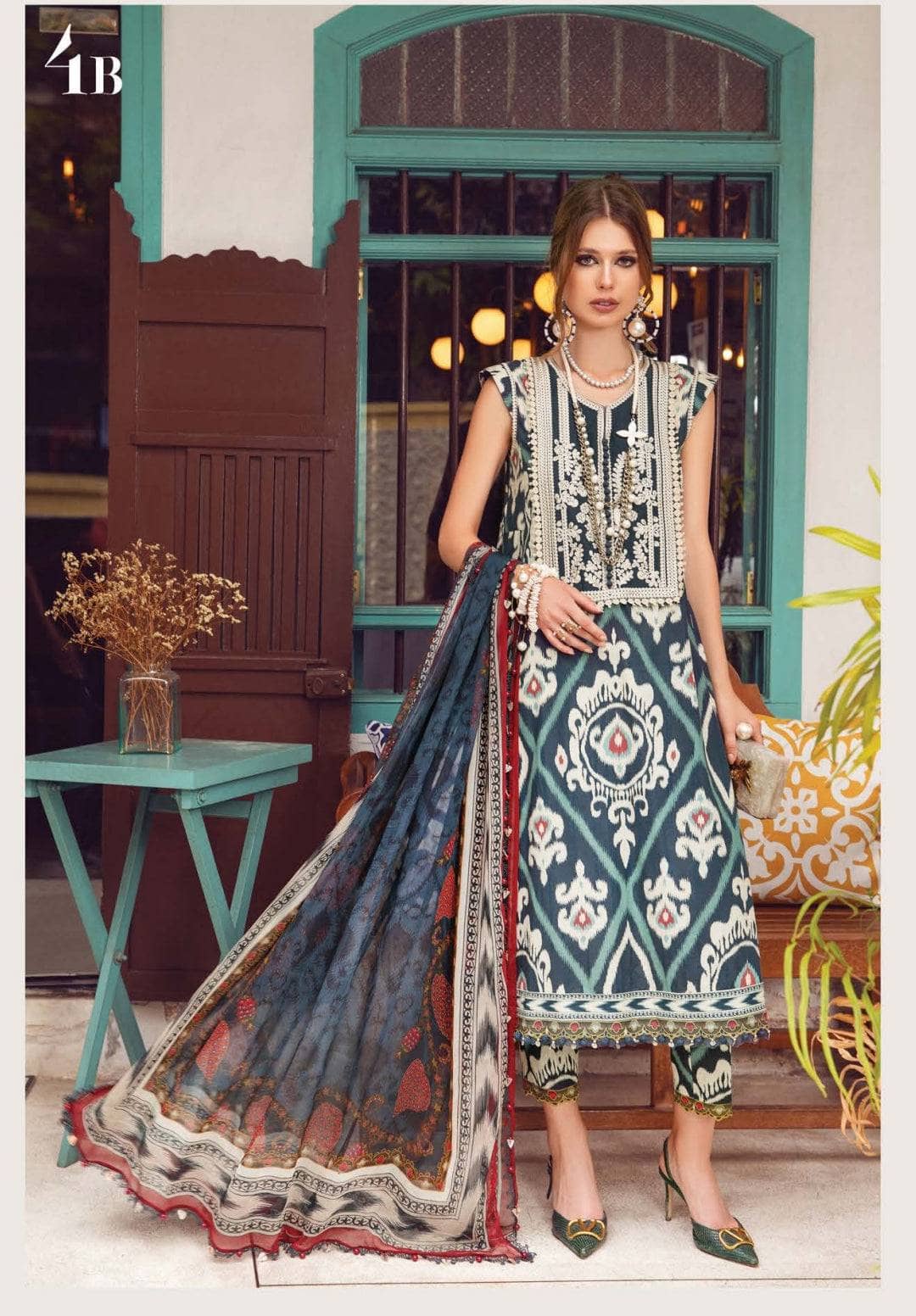 img_maria_b_m_prints_23_fall_winter_23_awwal_boutique