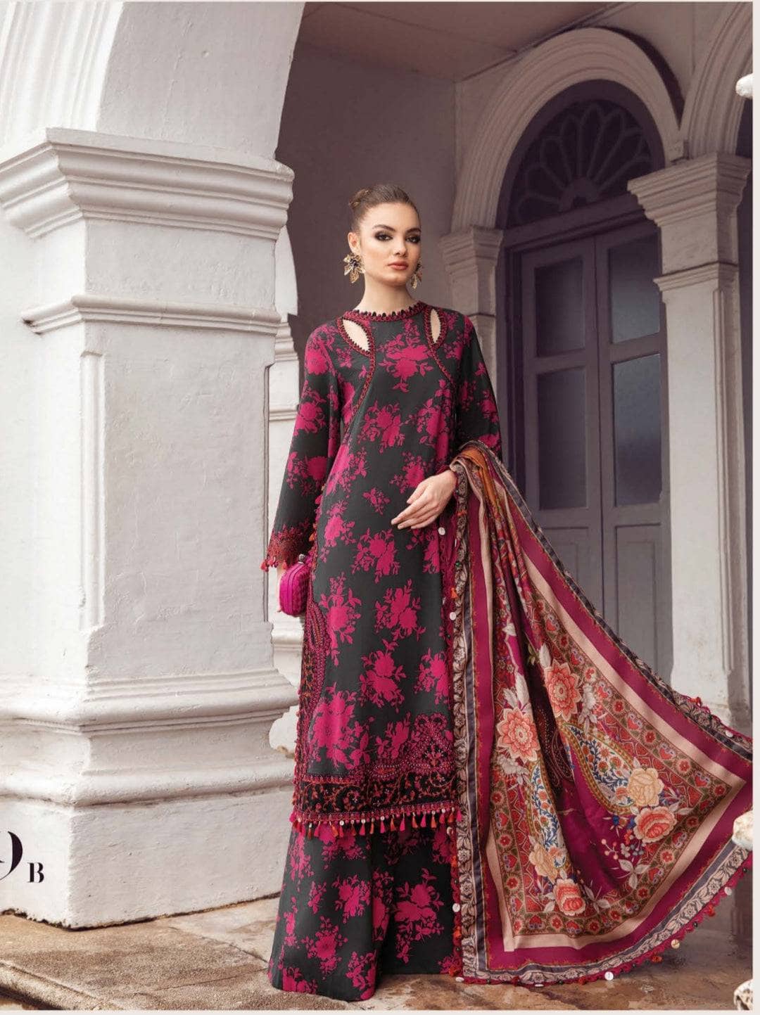 img_maria_b_m_prints_23_fall_winter_23_awwal_boutique
