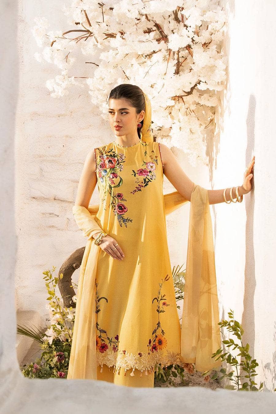 img_maria_b_m_basic_awwal_boutique