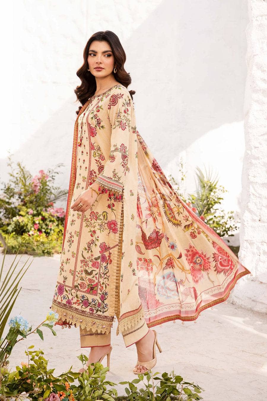 img_maria_b_m_basics_lawn_awwal_boutique