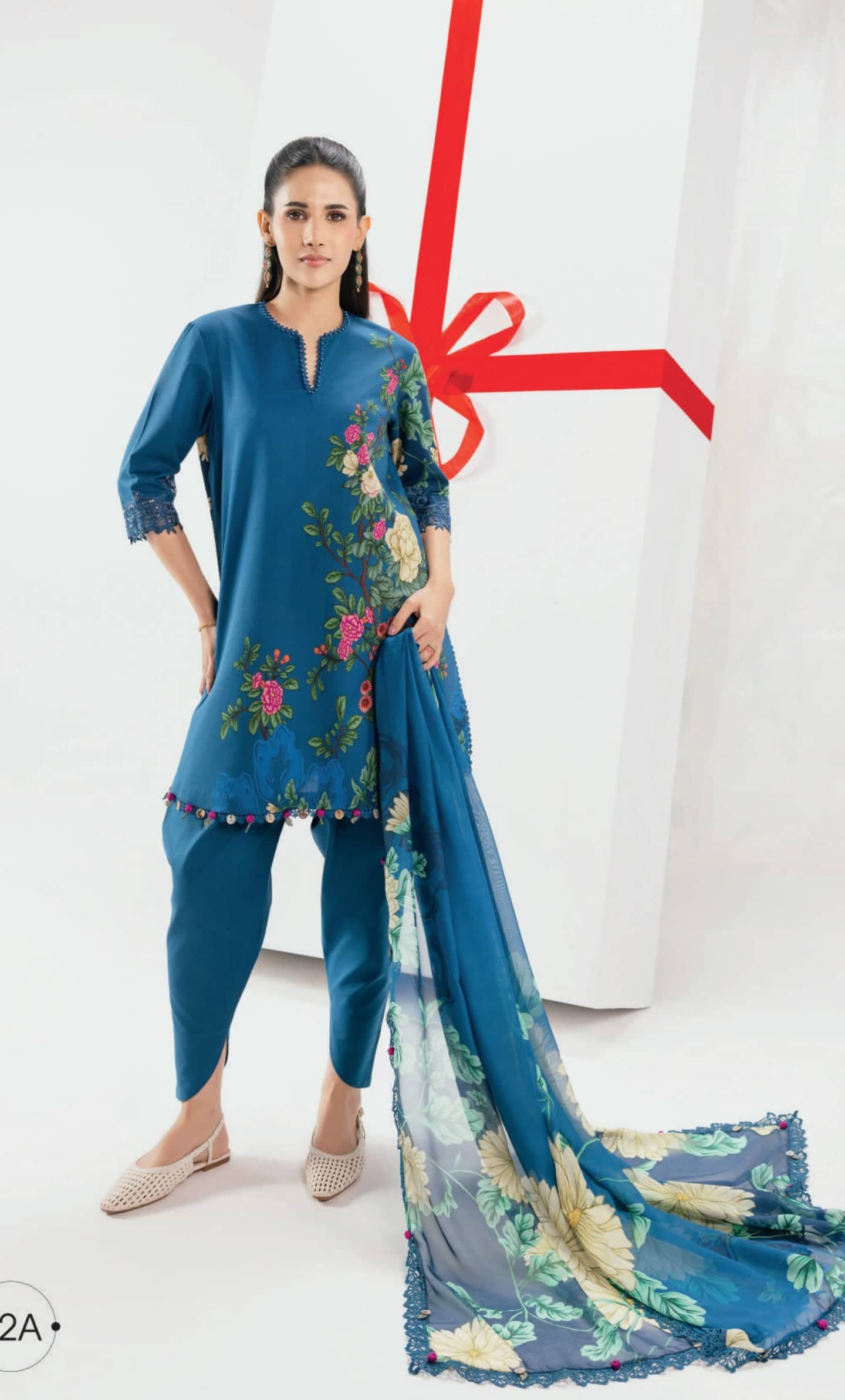 img_maria_b_m_basics_awwal_boutique