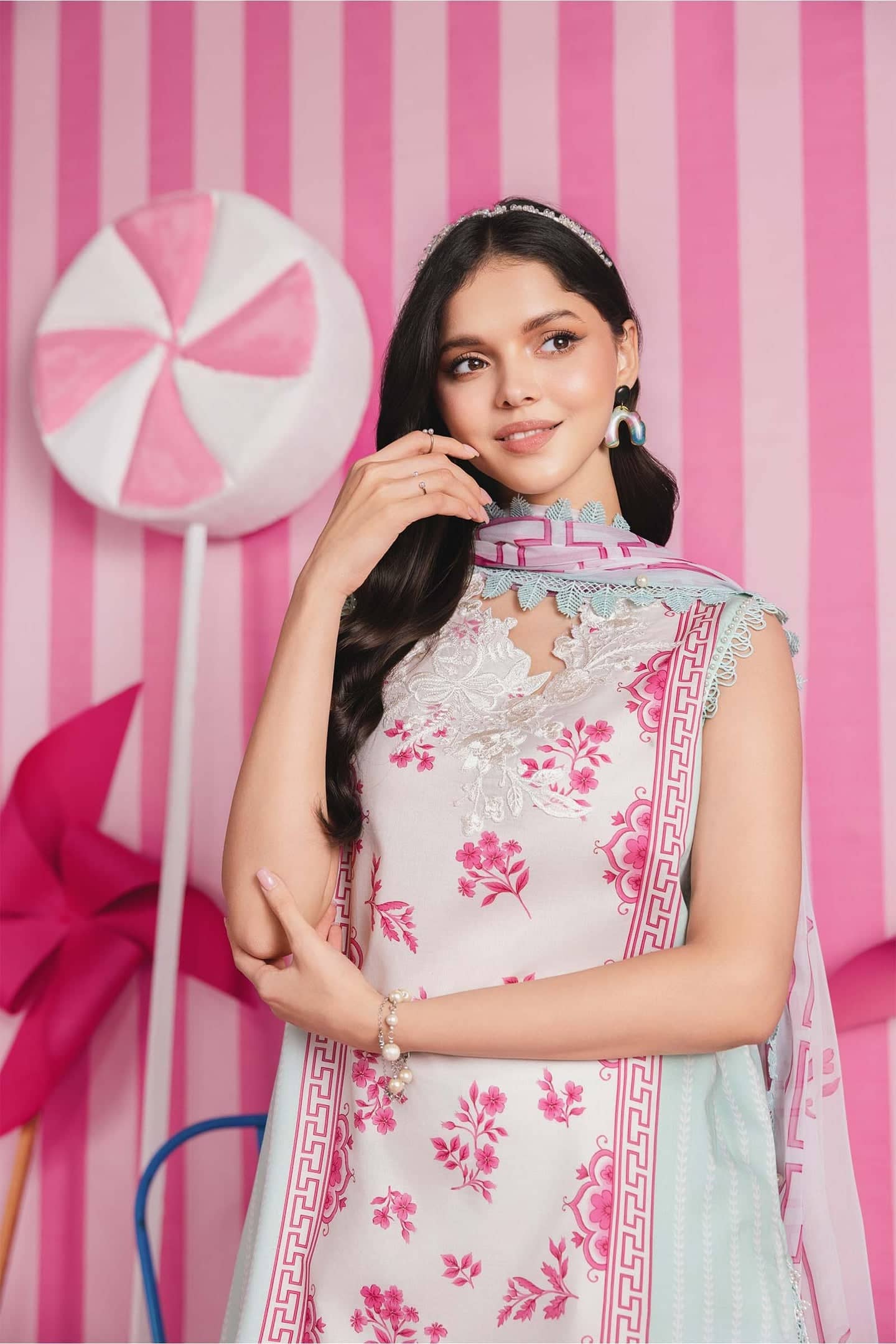 img_maria_b_m_basics_awwal_boutique