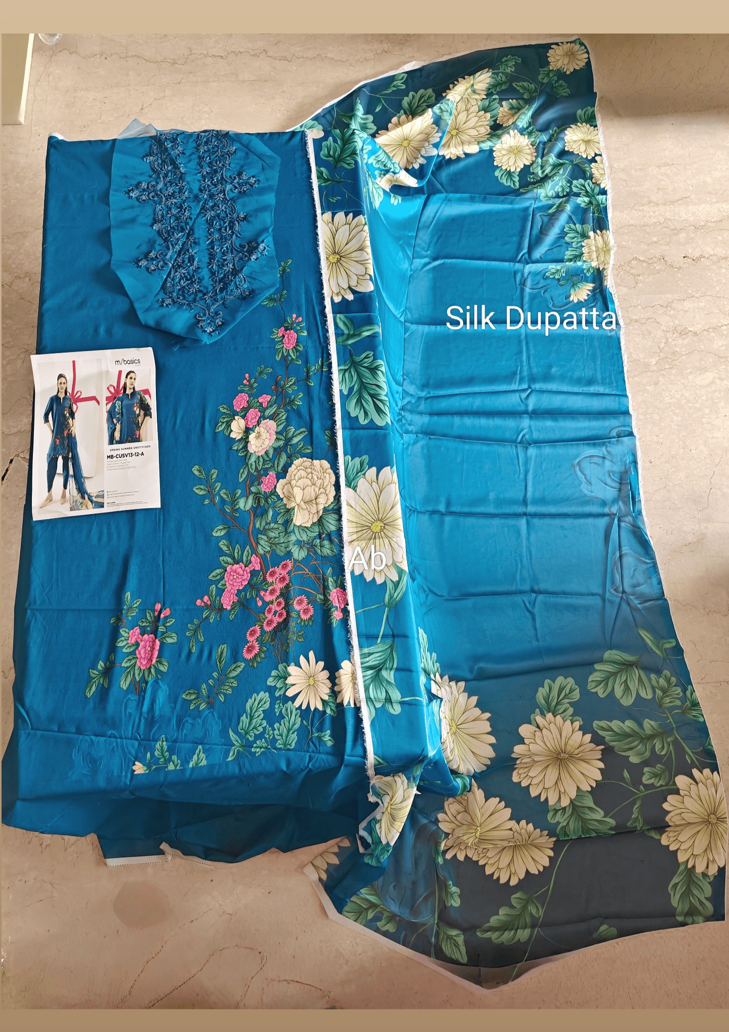 img_maria_b_m_basic_lawn_awwal_boutique