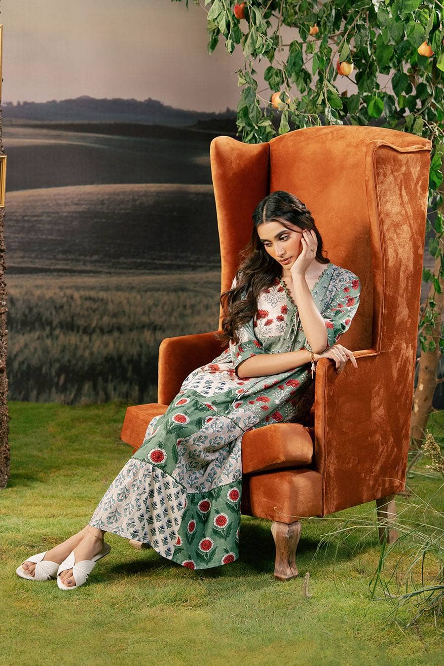 Maria B M Basics 25/Embroidered Arabic Lawn Suit | MB-PFUS25-02B/Green