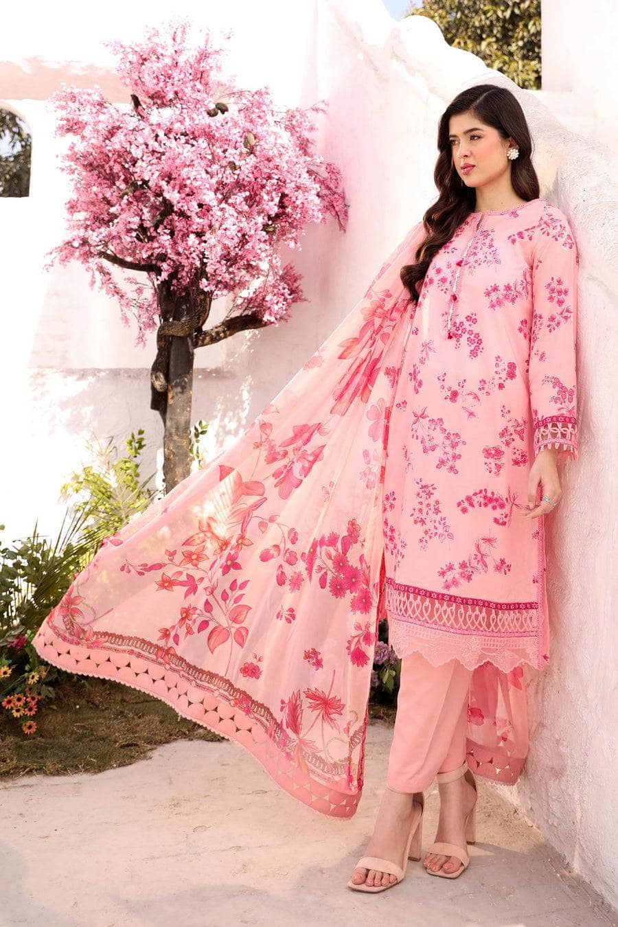 img_maria_b_m_basics_lawn_awwal_boutique