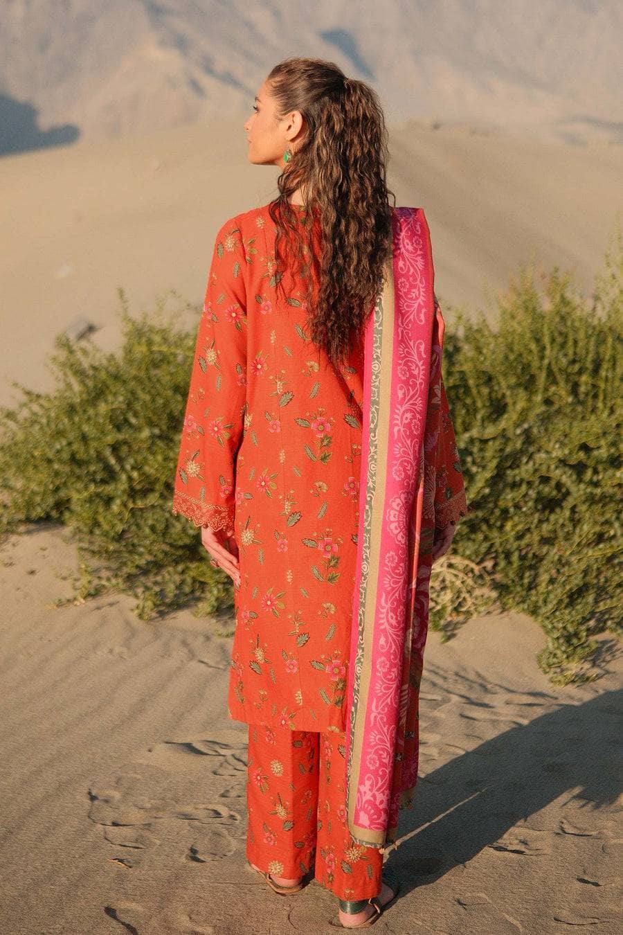 img_maria_b_m_basics_awwal_boutique