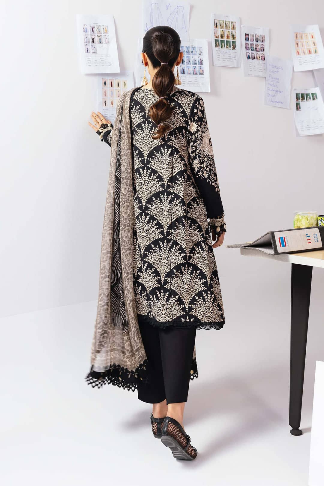 Maria B M Basics Winter Pakistani Suits Maria B M Basics/Vol 2/Linen Suit/8A/Black