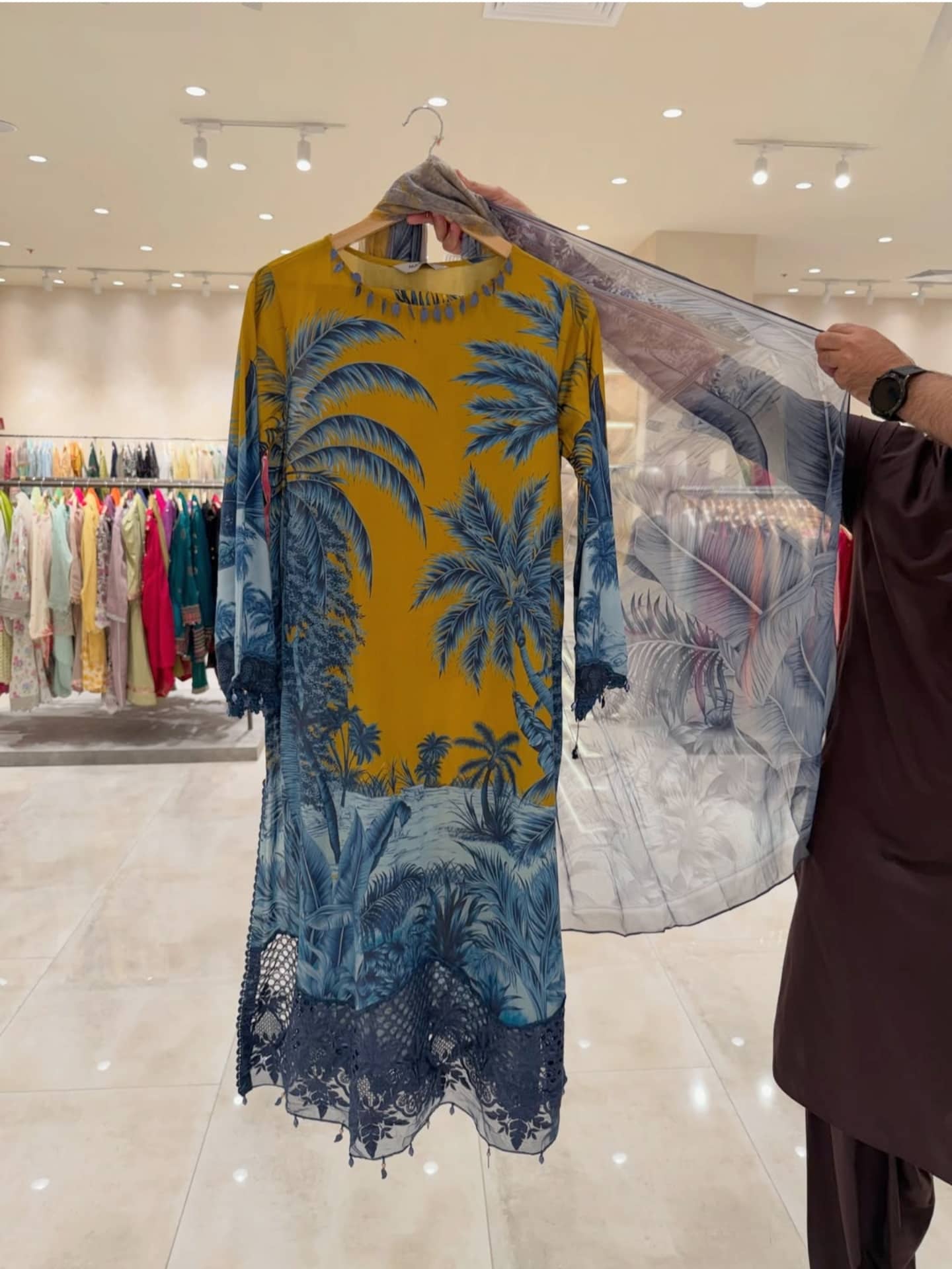 img_maria_b_m_prints_26_awwal_boutique