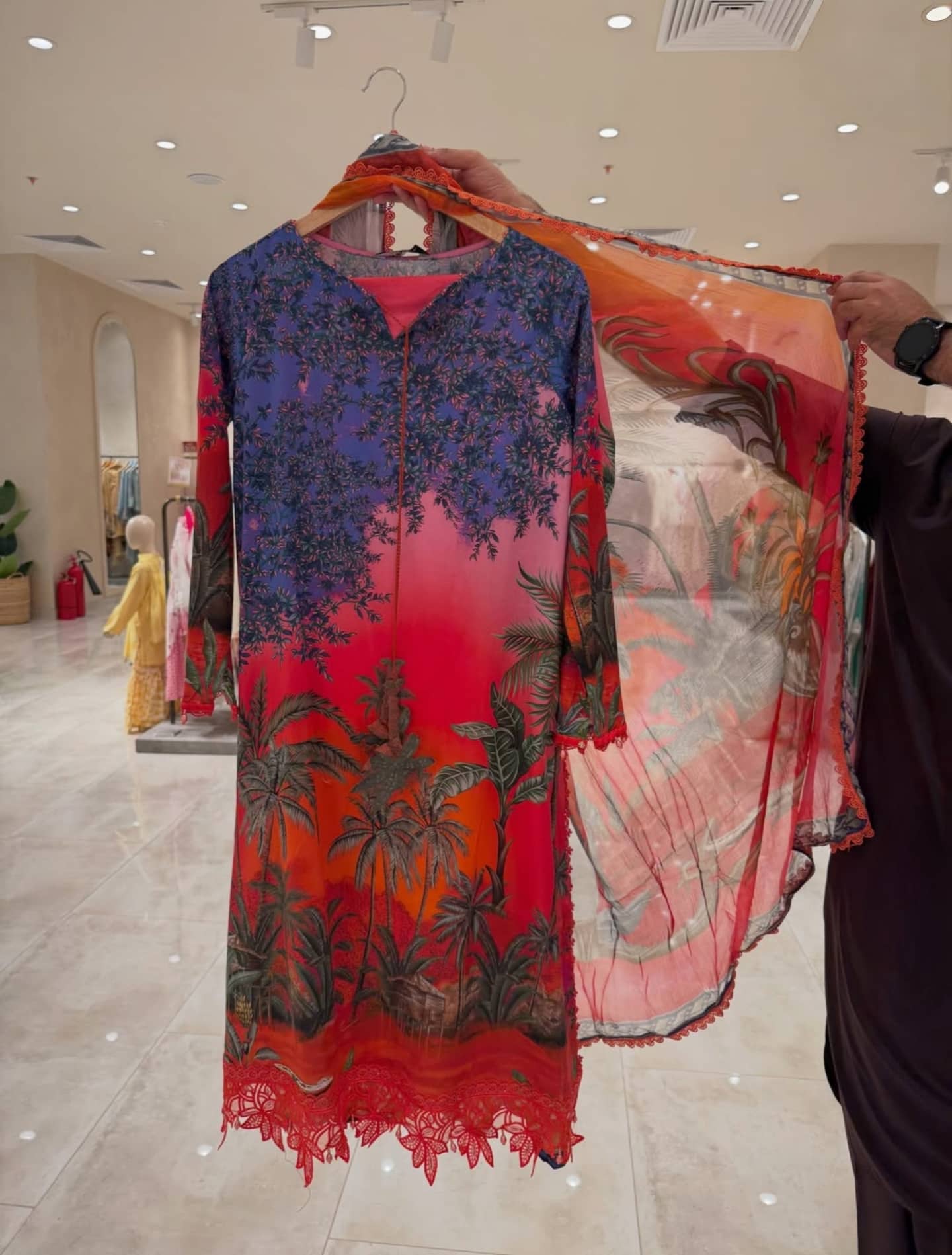 img_maria_b_m_prints_26_awwal_boutique