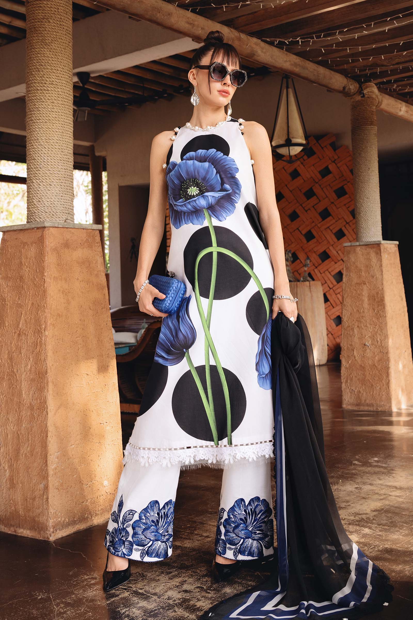 img_maria_b_m_prints_awwal_boutique