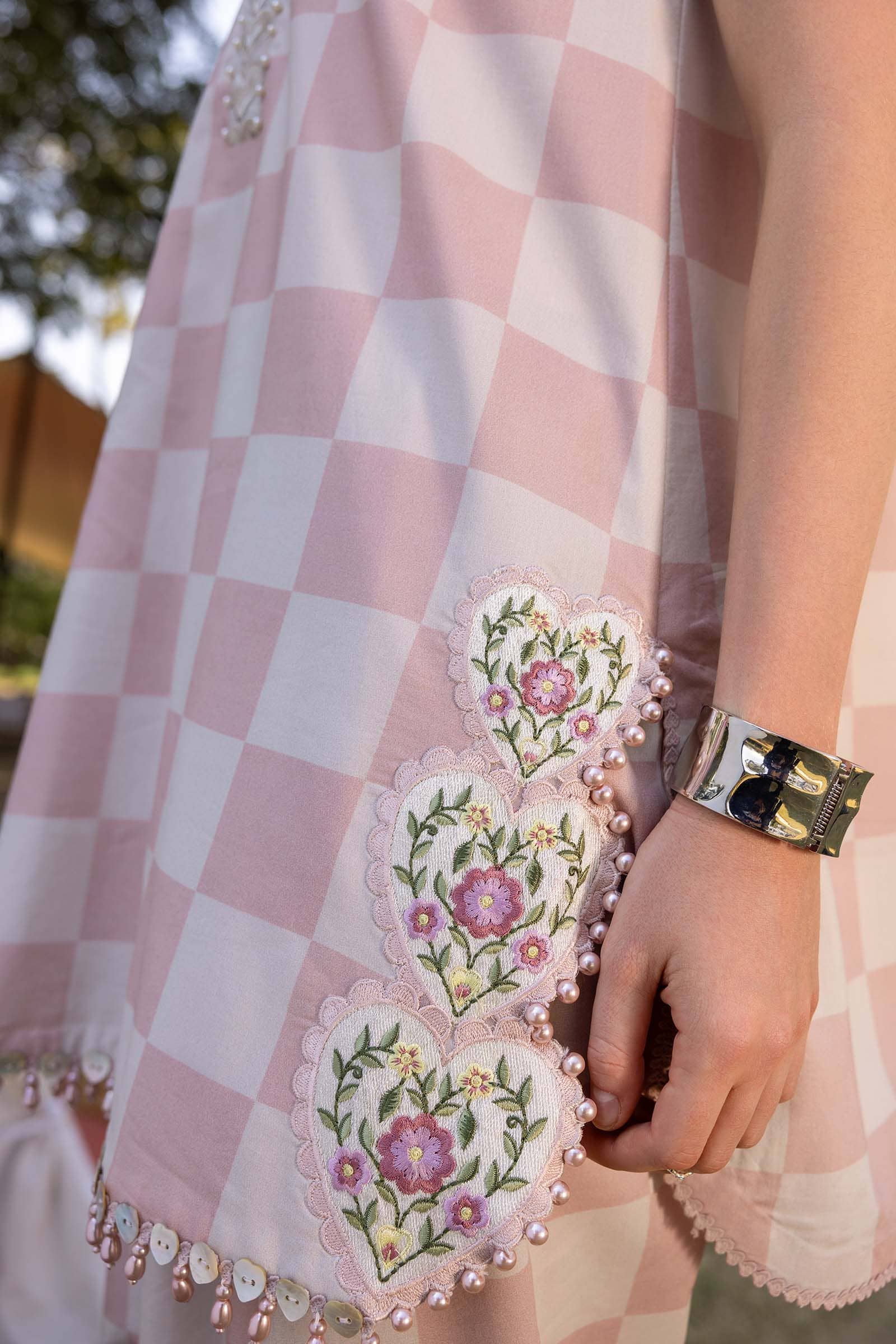 img_maria_b_lawn_awwal_boutique