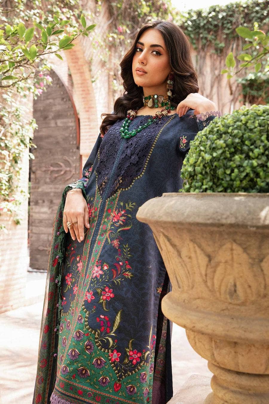 img_maria_b_m_prints_24_awwal_boutique