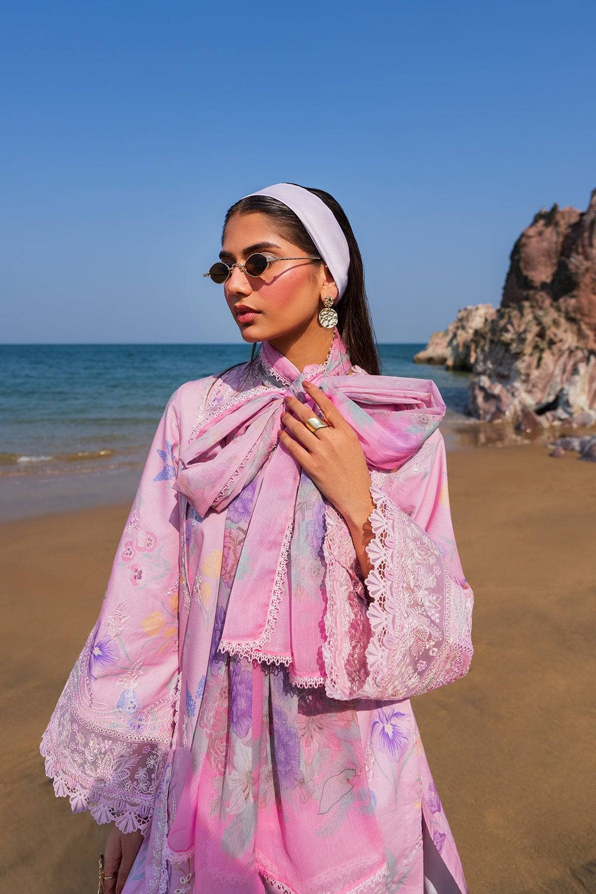 img_afrozeh_lawn_awwal_boutique