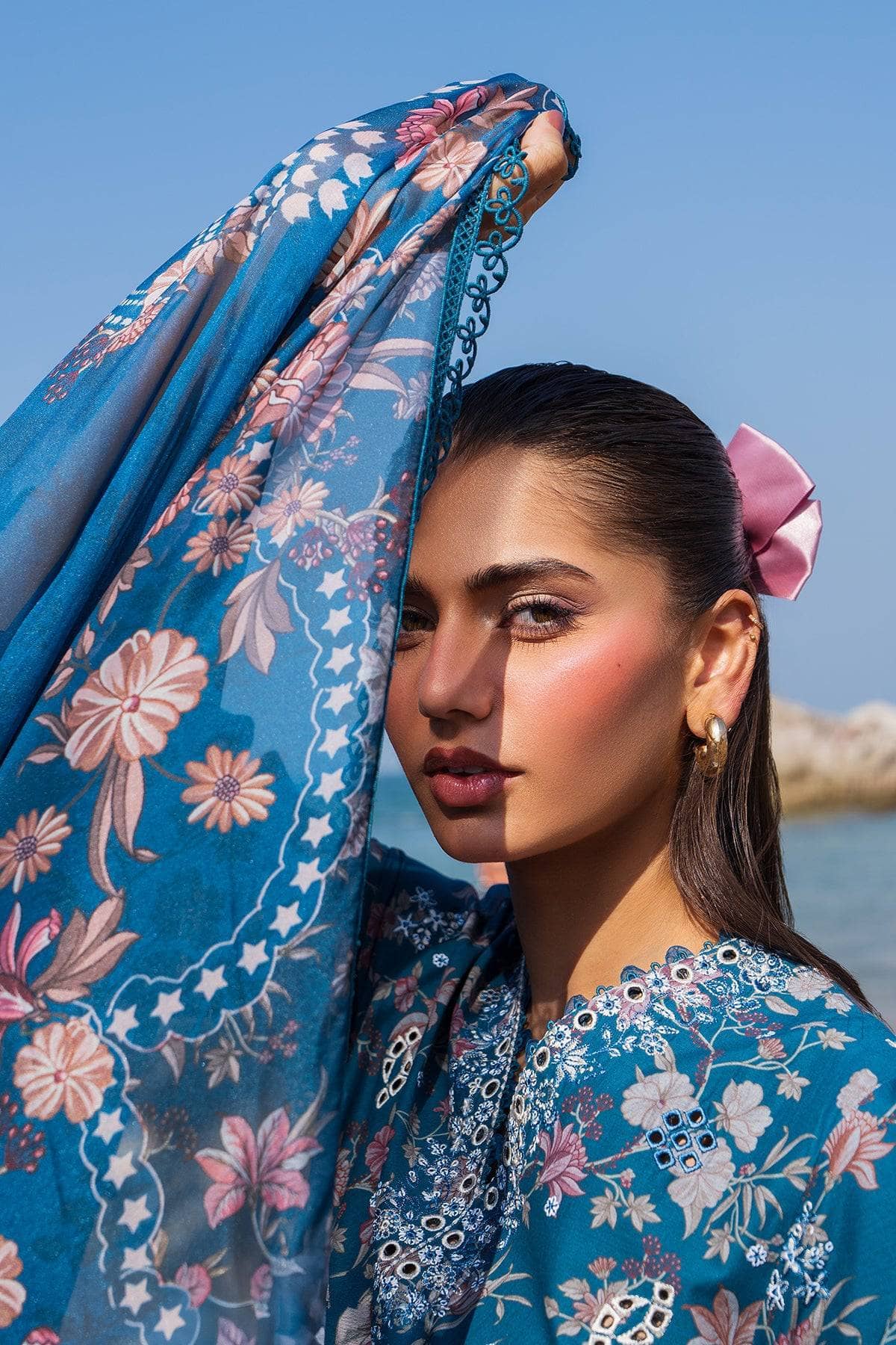 img_afrozeh_lawn_awwal_boutique