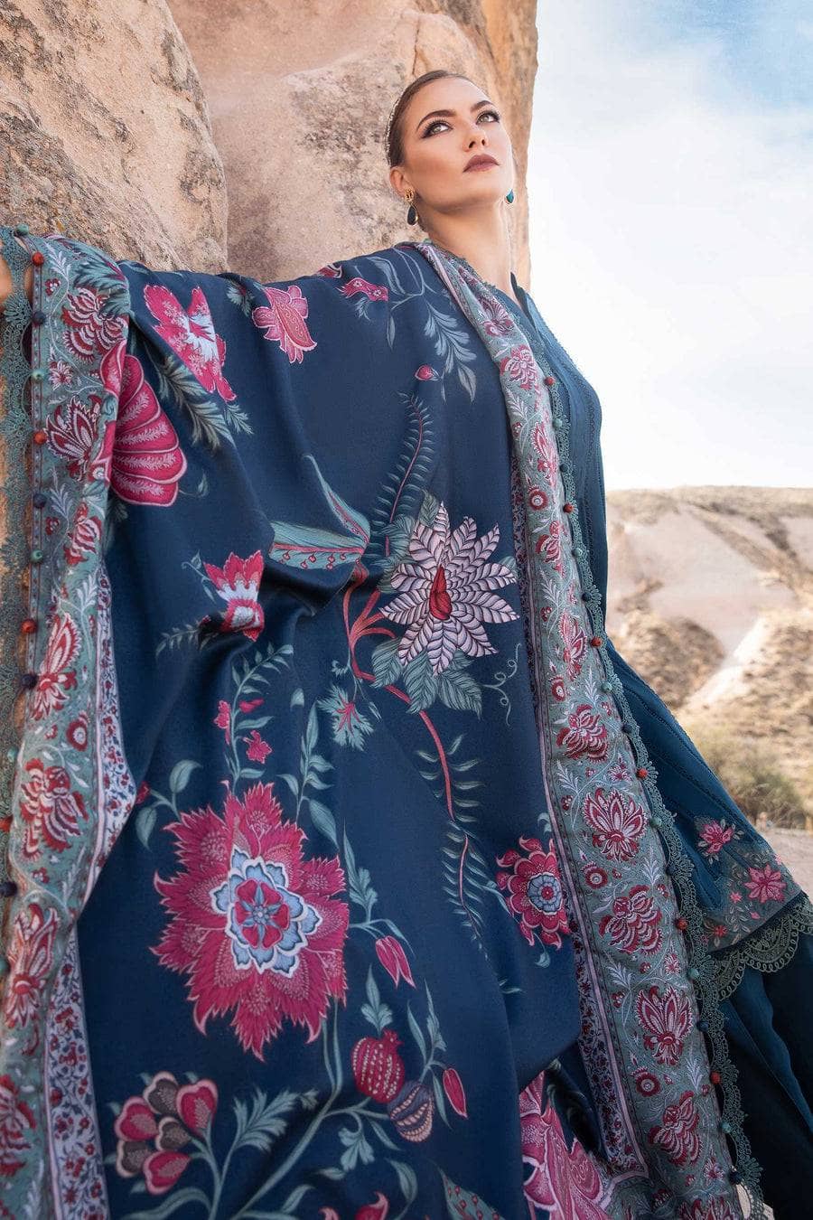 img_maria_b_m_prints_vol2_23_awwal_boutique