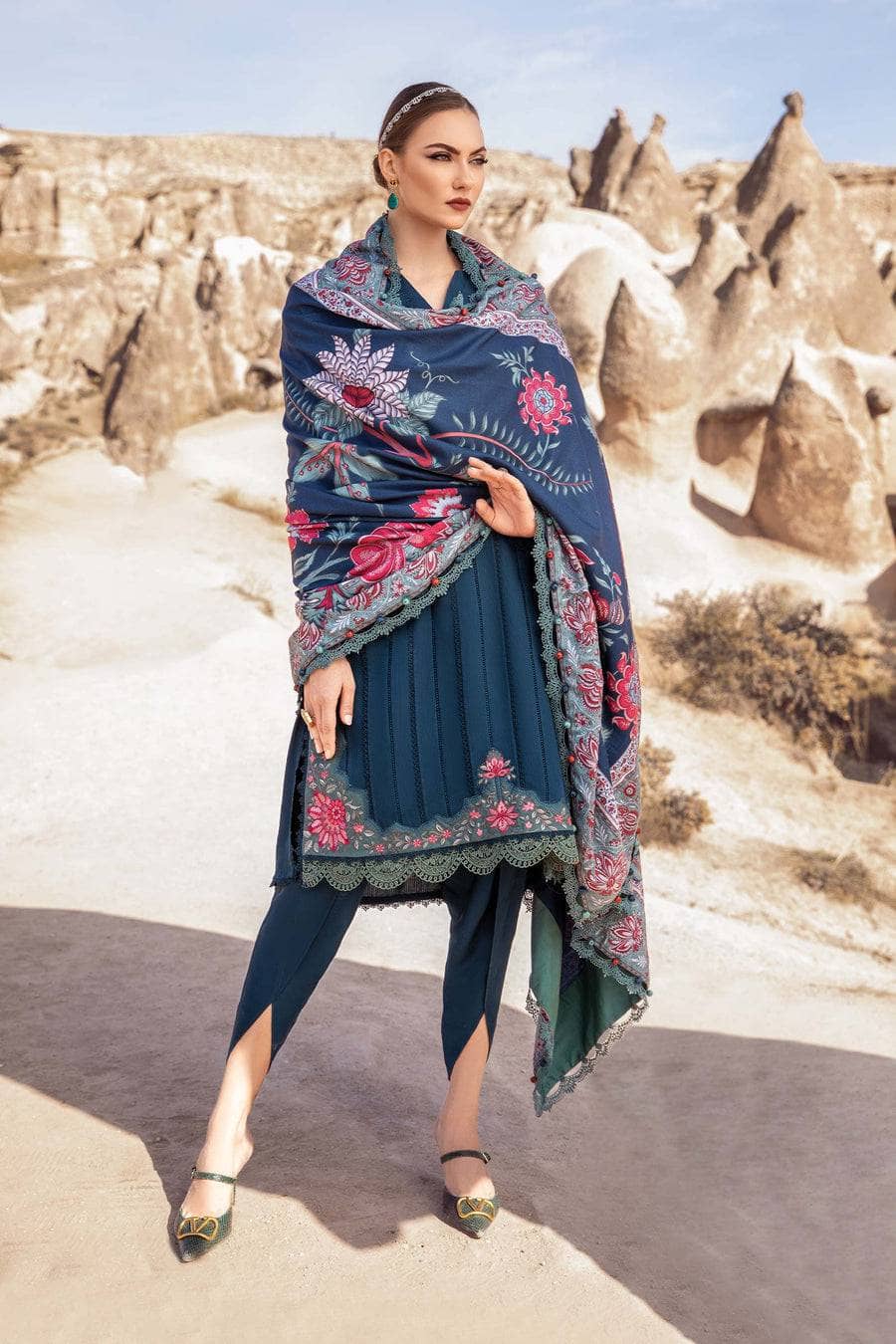 img_maria_b_m_prints_vol2_23_awwal_boutique