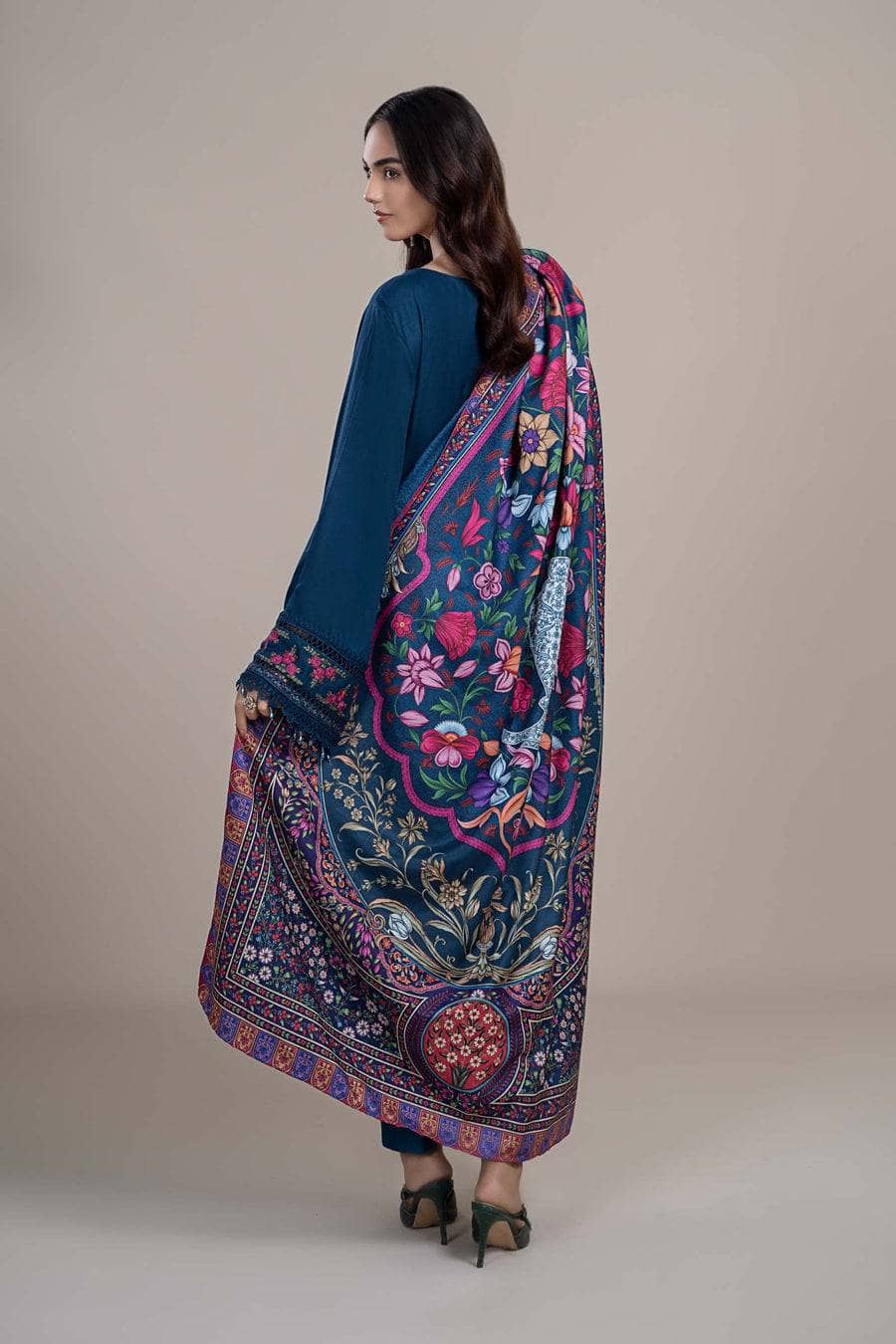 img_maria_b_m_prints_vol2_23_awwal_boutique