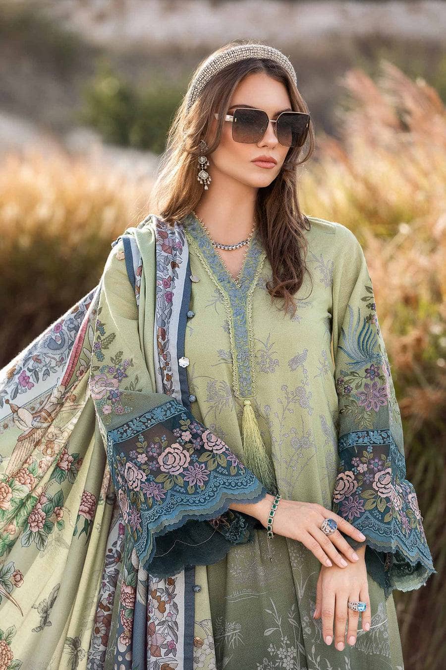 img_maria_b_m_prints_vol2_23_awwal_boutique
