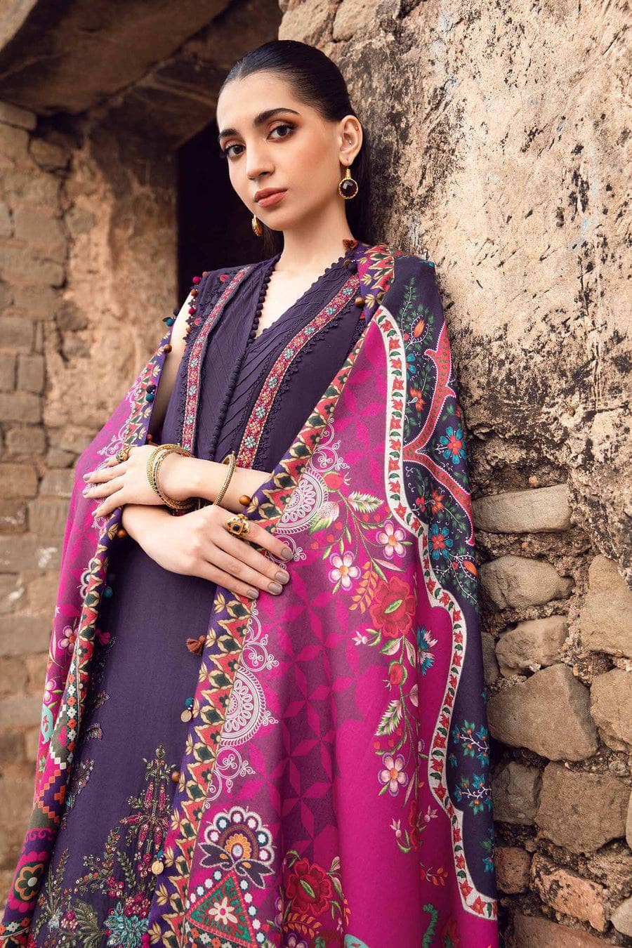 img_maria_b_mprints_24_awwal_boutique