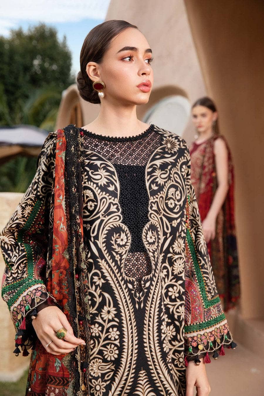 img_maria_b_m_prints_awwal_boutique