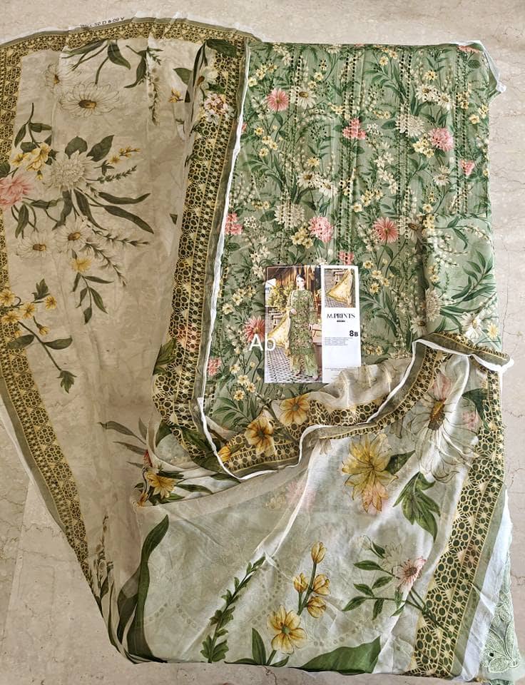 img_maria_b_mprints_awwal_boutique