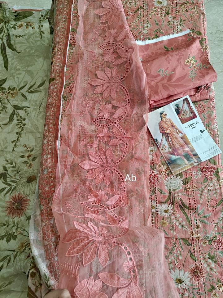 img_maria_b_m_prints_awwal_boutique