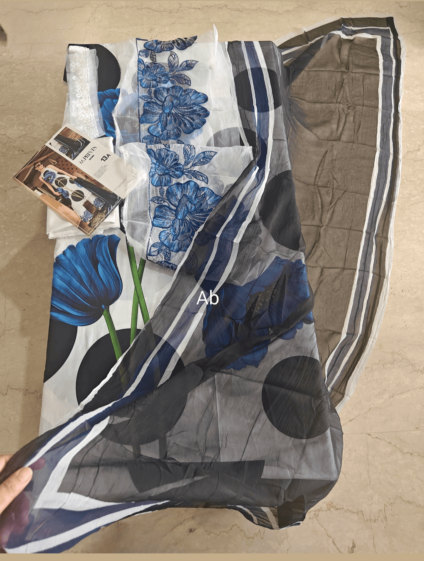 Open Pic/Maria B M Prints 26/Safari Scape/13A/White/Chiffon Dupatta