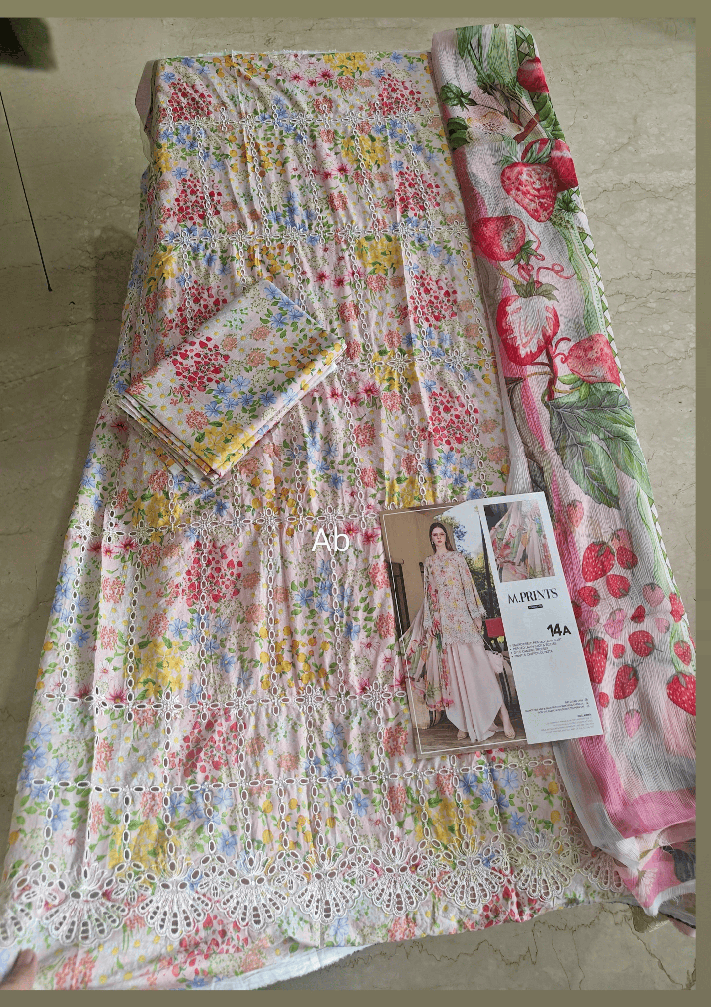 Open Pic/Maria B M Prints 26/Safari Scape/14A/Peach/Chiffon Dupatta