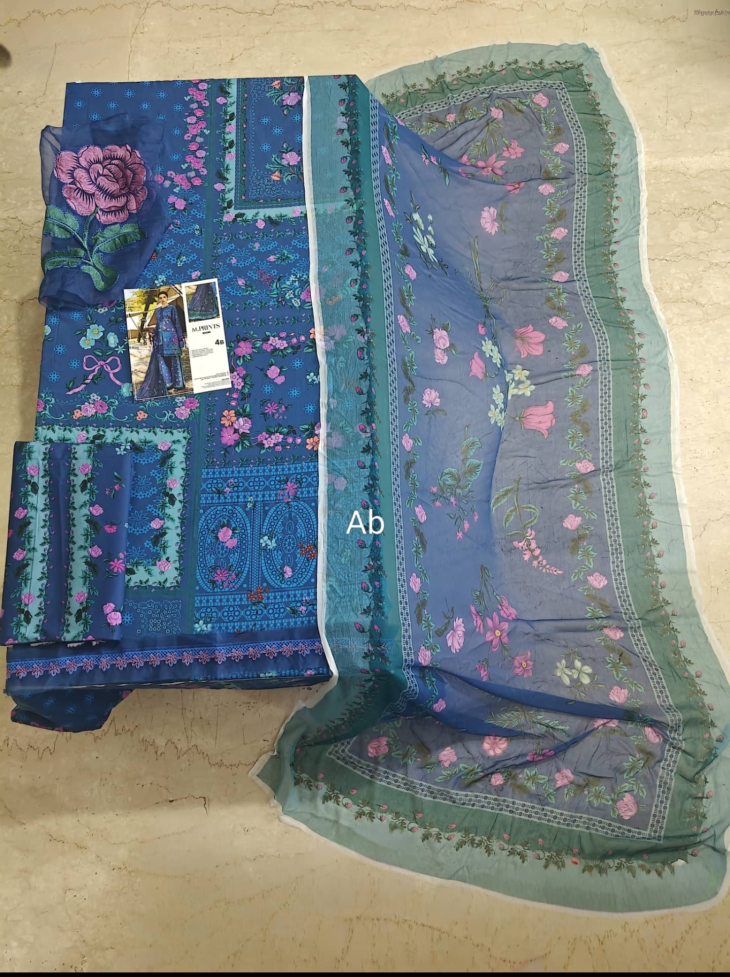 img_maria_b_m_primts_awwal_boutique