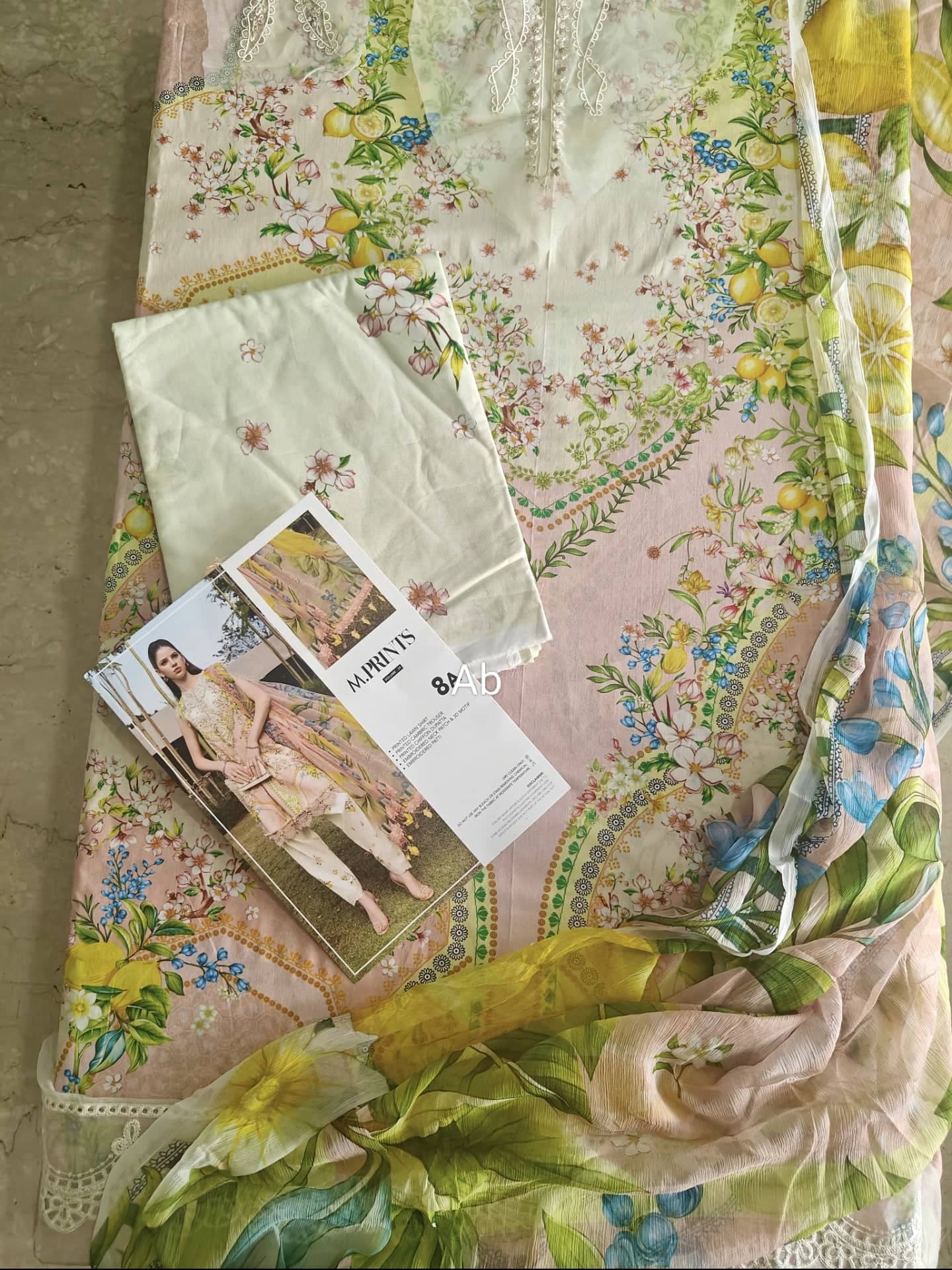 Open Pic/Maria B M Prints 26/Safari Scape/9 A/Lemon Yellow/Chiffon Dupatta