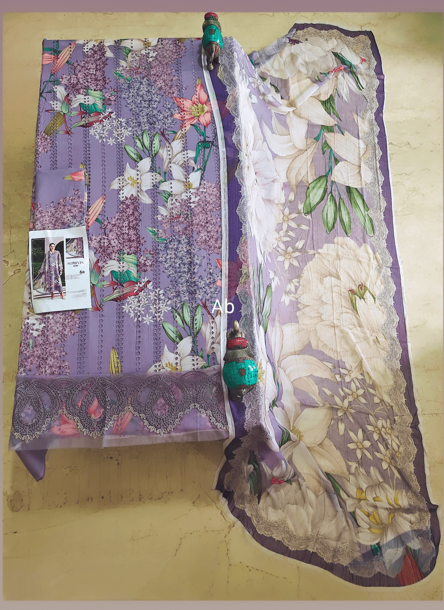 img_maria_b_m_prints_awwal_boutique